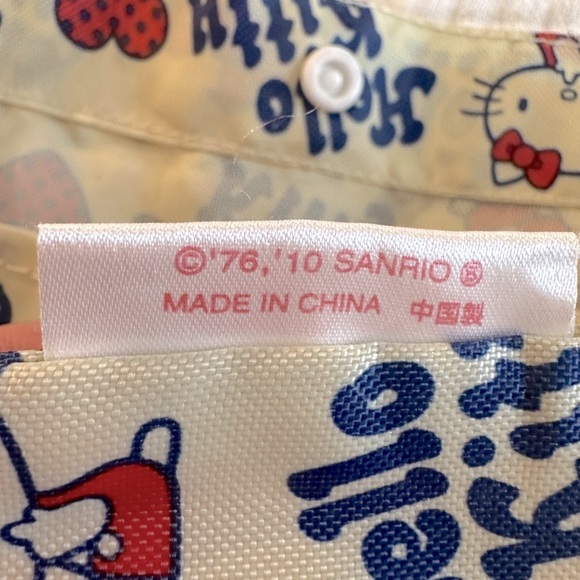 Vintage Sanrio - Hello Kitty Tote Bag Hearts Cream Pattern - Medium Snap Close - Picture 4 of 9